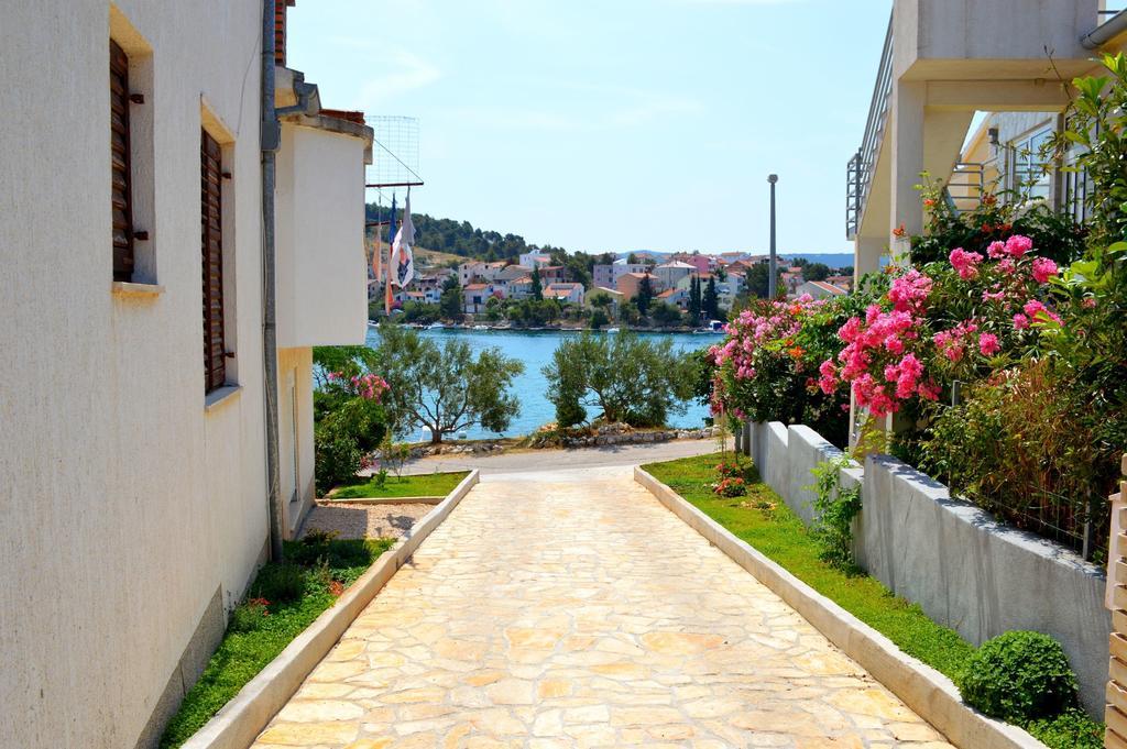 Apartments Senka Zaboric Exterior foto